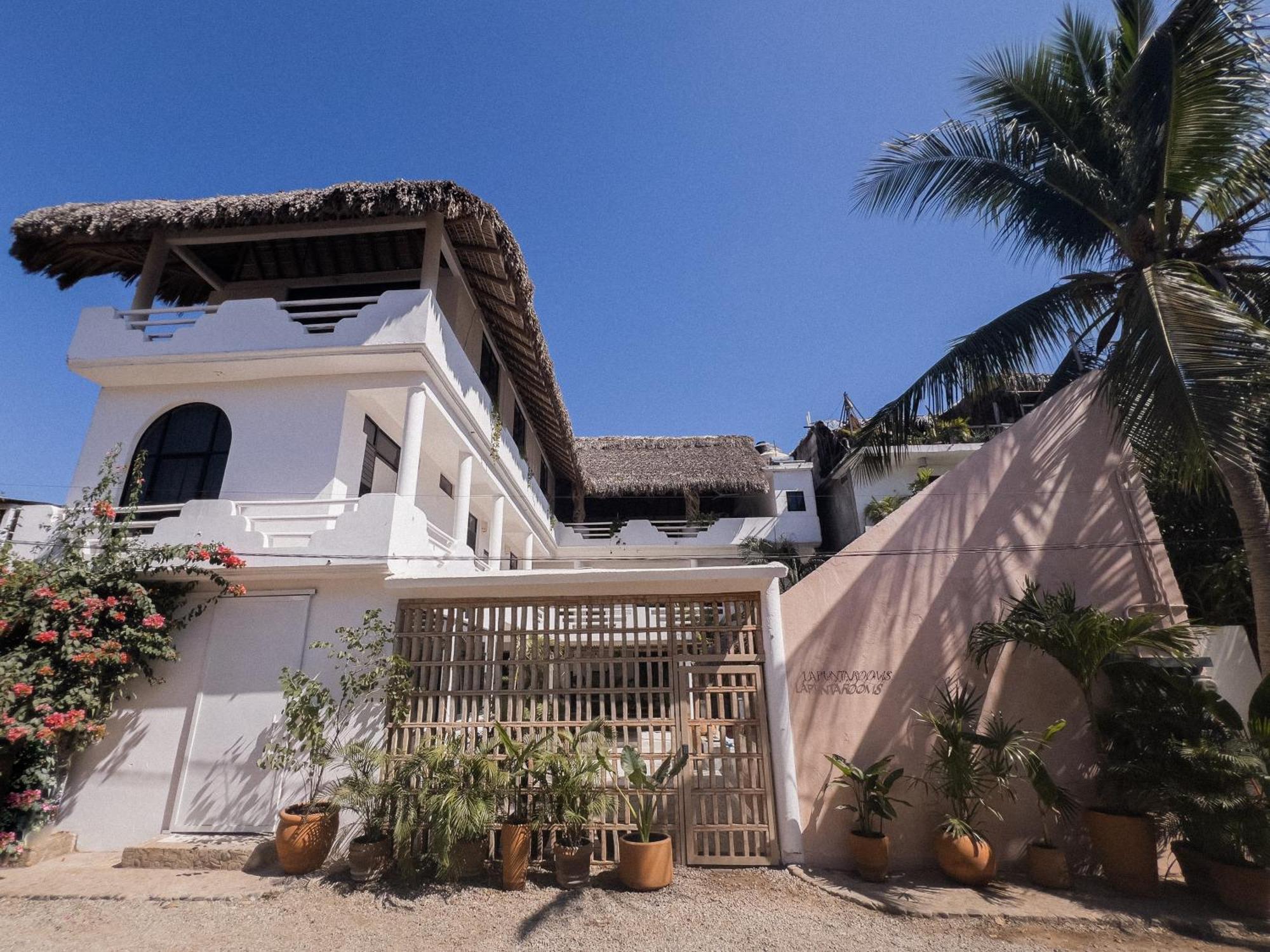 La Punta Rooms Brisas de Zicatela Εξωτερικό φωτογραφία