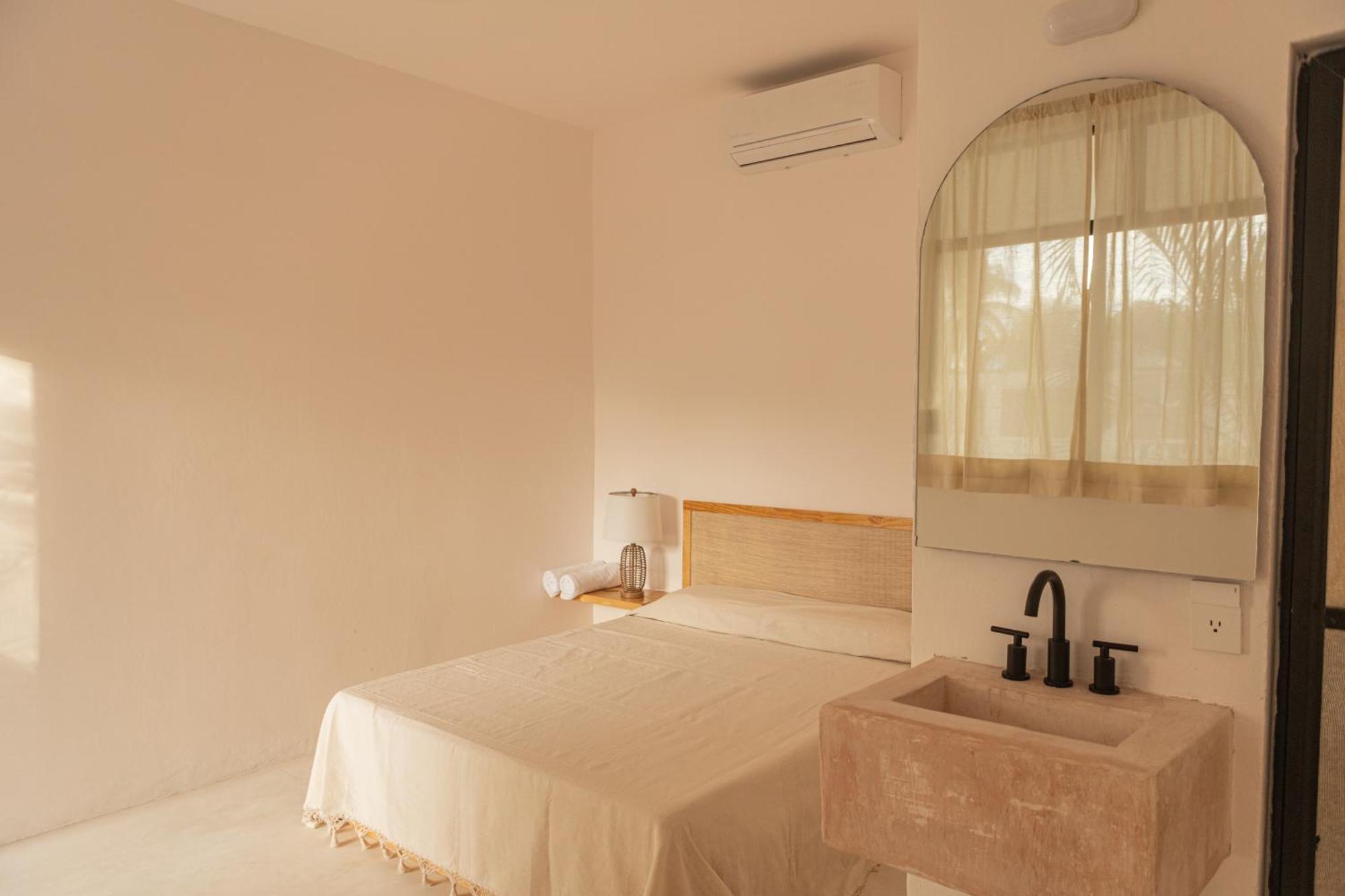 La Punta Rooms Brisas de Zicatela Εξωτερικό φωτογραφία